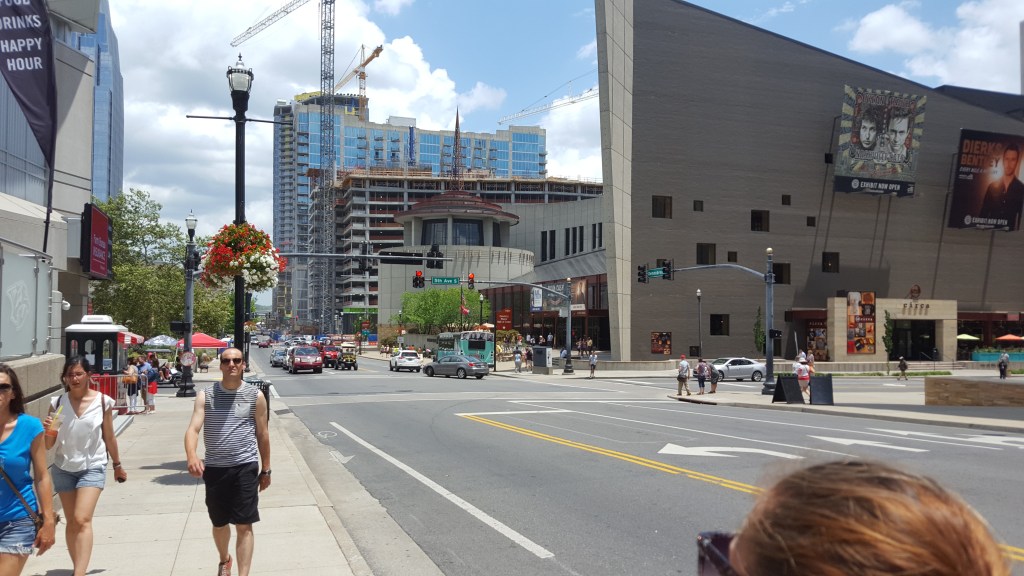 I'm told that it looks like a treble clef from above.